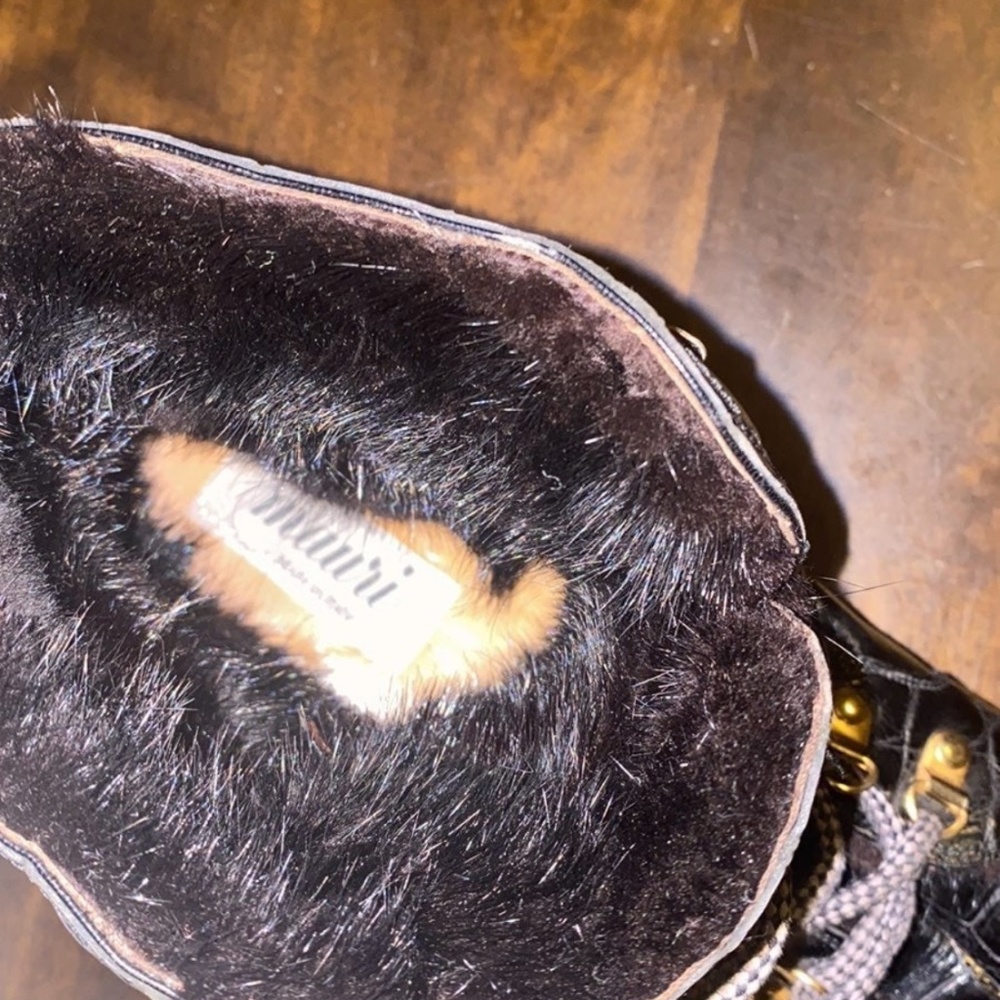 Mauri real Crocodile boots with real Mink insides. 100 percent authentic.